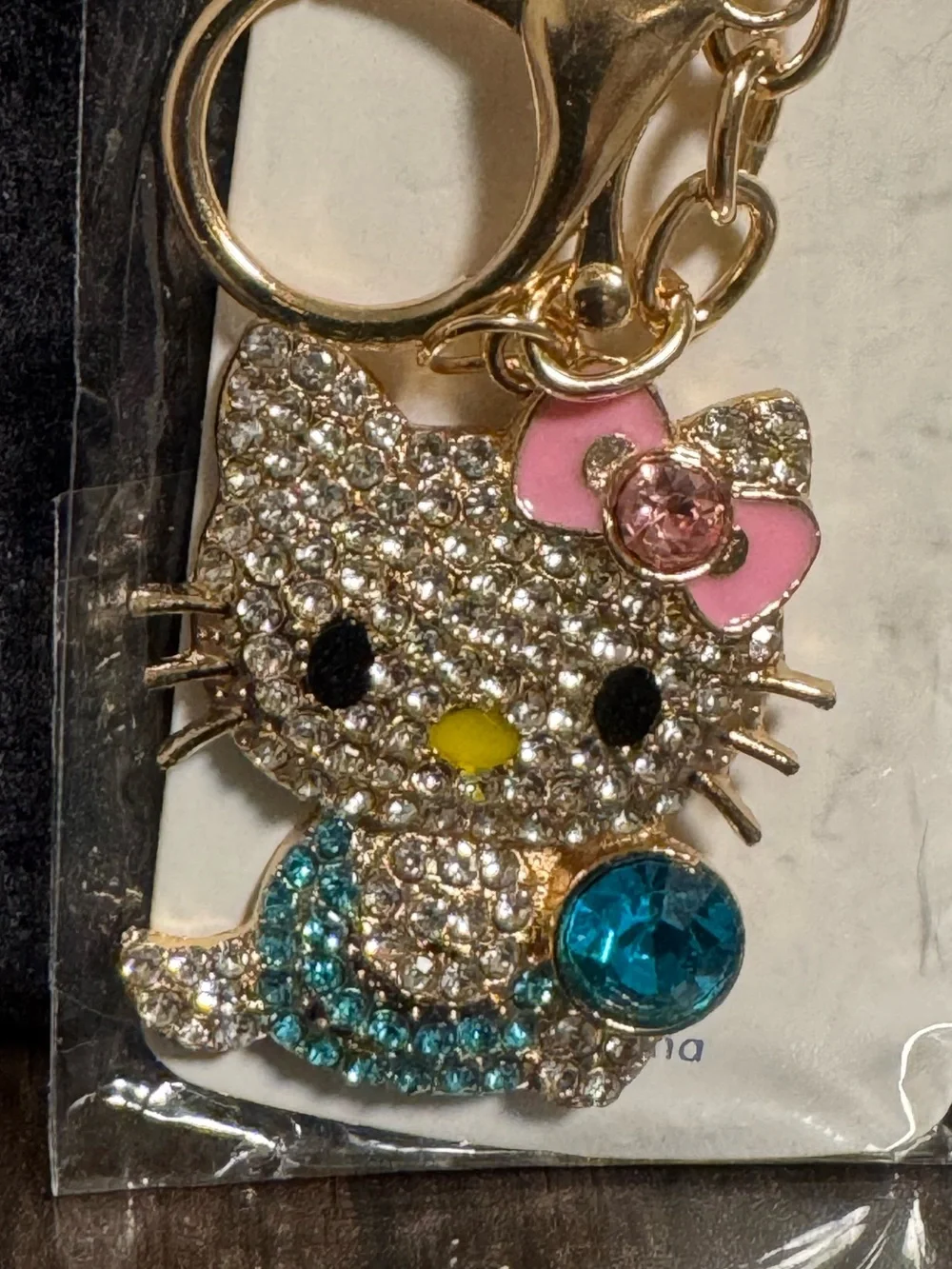 Hello Kitty Keychain - Picture 2 of 2